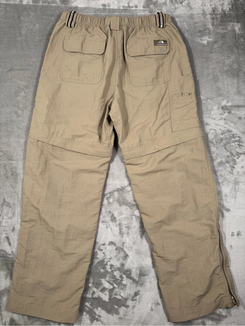 The North Face Paramount Convertible Cargo Pants Mens M Short Tan Hiking Outdoor